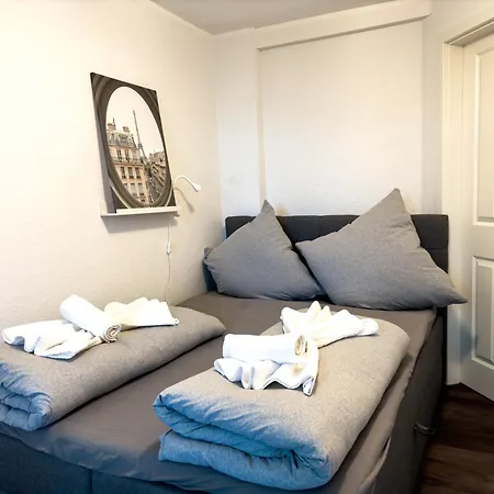 Apartment Exhibition For 4 With Free Parking Space *